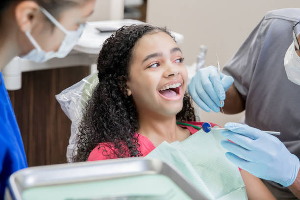 Best Emergency Tooth Extraction  in Rochelle, IL