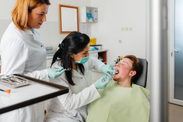 Best Emergency Tooth Extraction  in Rochelle, IL